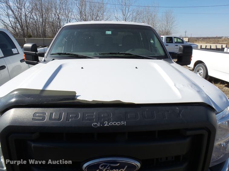 image for item DB2332 2011 Ford F250 Super Duty Crew Cab pickup truck