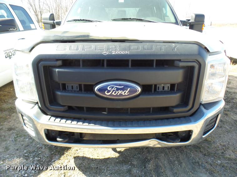 image for item DB2332 2011 Ford F250 Super Duty Crew Cab pickup truck