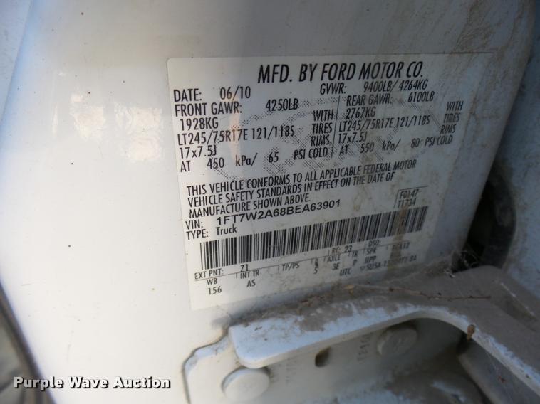 image for item DB2332 2011 Ford F250 Super Duty Crew Cab pickup truck