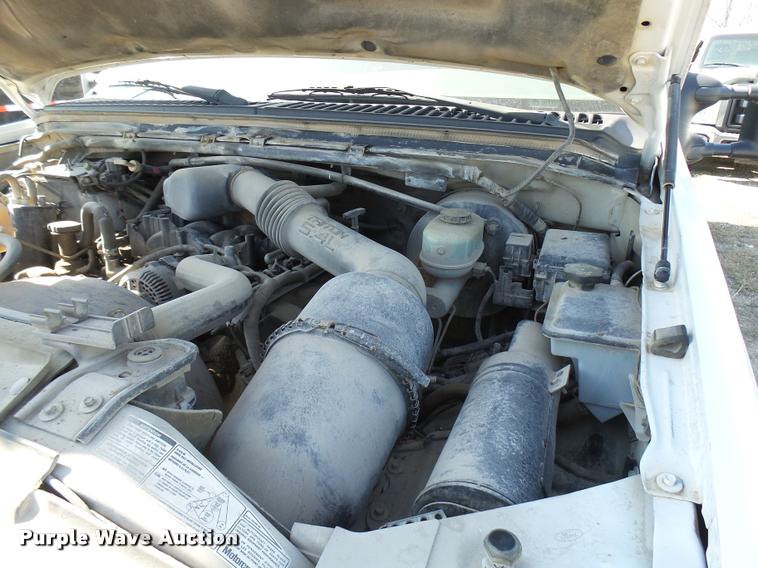 image for item DB2336 2001 Ford F250 Super Duty SuperCab pickup truck