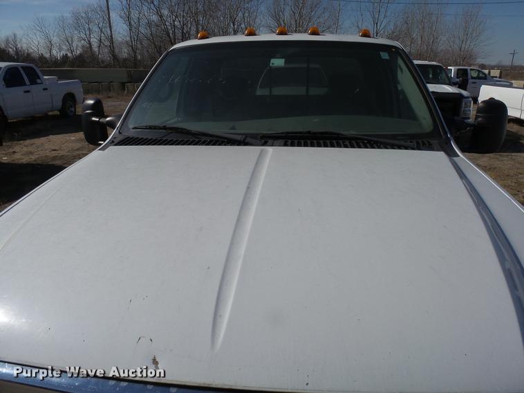 image for item DB2336 2001 Ford F250 Super Duty SuperCab pickup truck