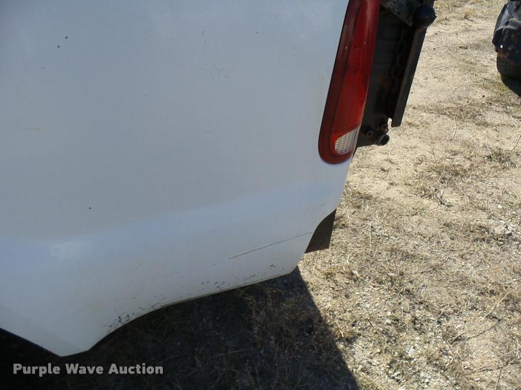 image for item DB2336 2001 Ford F250 Super Duty SuperCab pickup truck