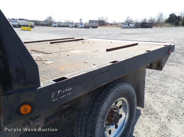 image for item DB2339 2001 Ford F250 XLT SuperCab flatbed pickup truck