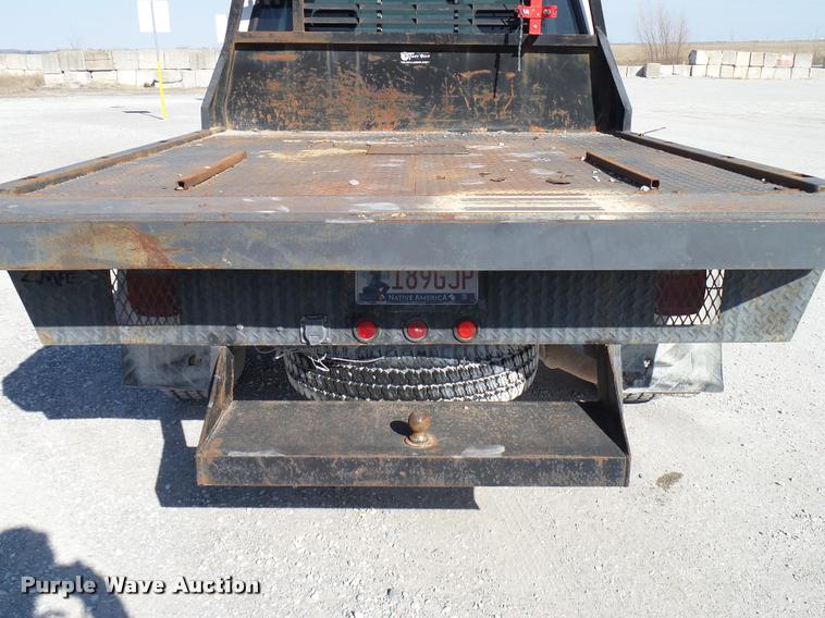 image for item DB2339 2001 Ford F250 XLT SuperCab flatbed pickup truck