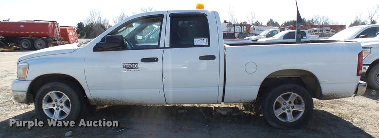 image for item DB2340 2006 Dodge Ram 1500 SLT Quad Cab pickup truck