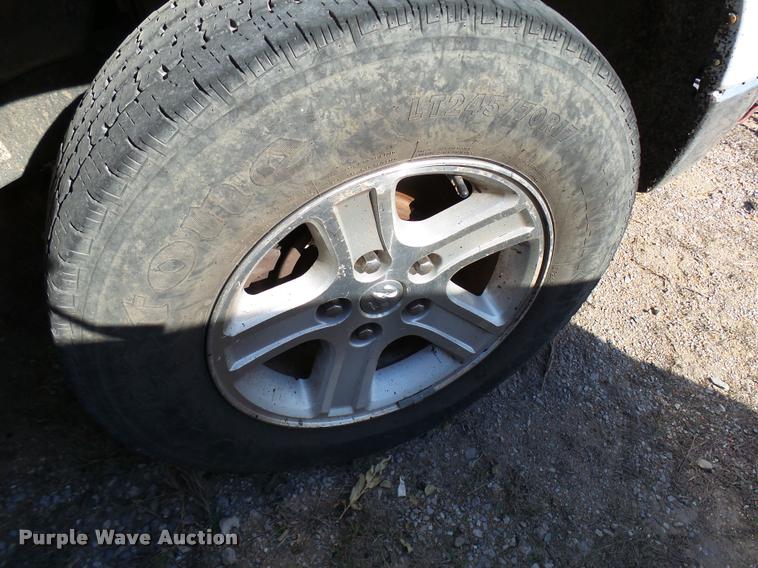 image for item DB2340 2006 Dodge Ram 1500 SLT Quad Cab pickup truck