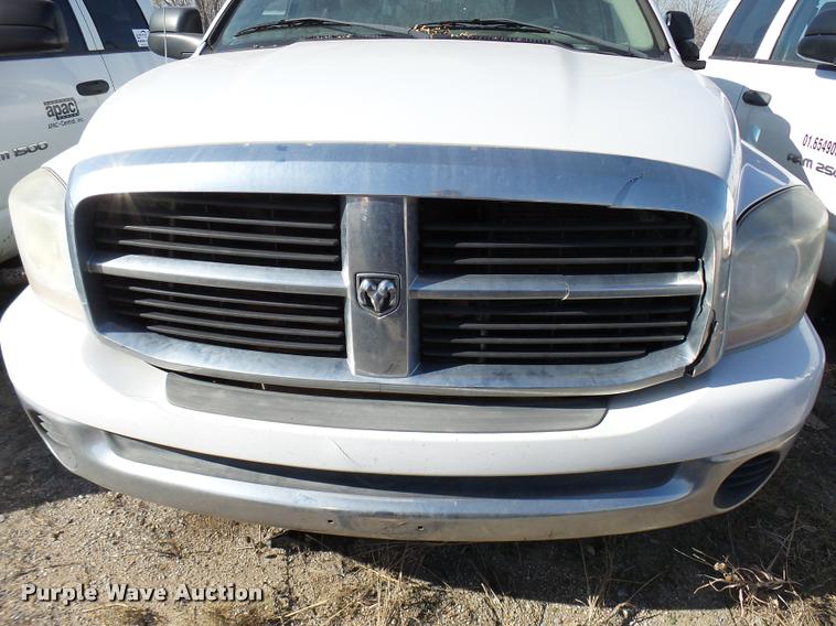 image for item DB2340 2006 Dodge Ram 1500 SLT Quad Cab pickup truck