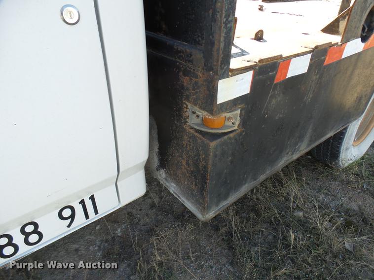 image for item DB2343 1997 Ford F350 XL flatbed pickup truck