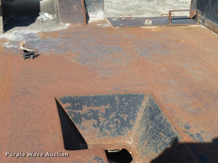 image for item DB2343 1997 Ford F350 XL flatbed pickup truck