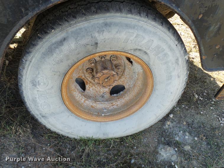 image for item DB2343 1997 Ford F350 XL flatbed pickup truck