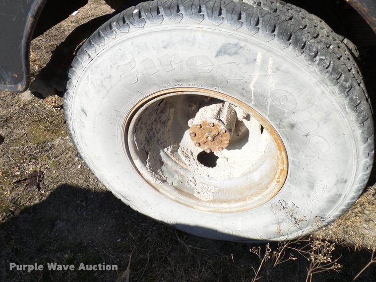 image for item DB2343 1997 Ford F350 XL flatbed pickup truck