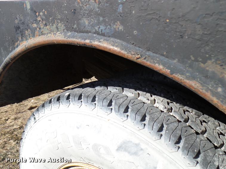 image for item DB2343 1997 Ford F350 XL flatbed pickup truck