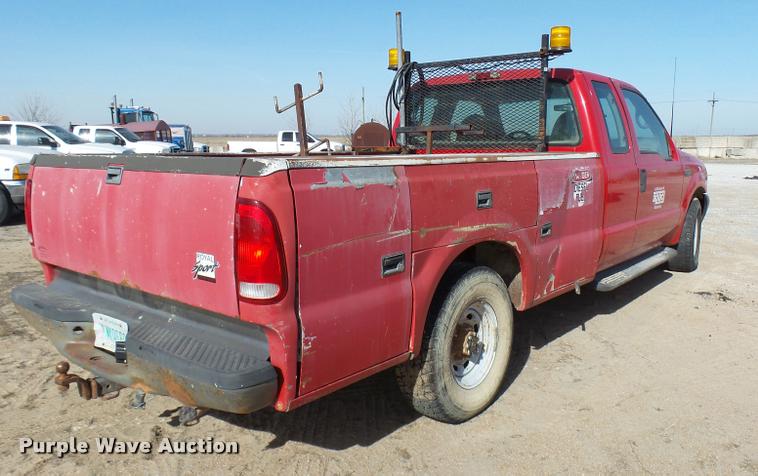 image for item DB2344 2000 Ford F350 Super Duty XL SuperCab utility truck