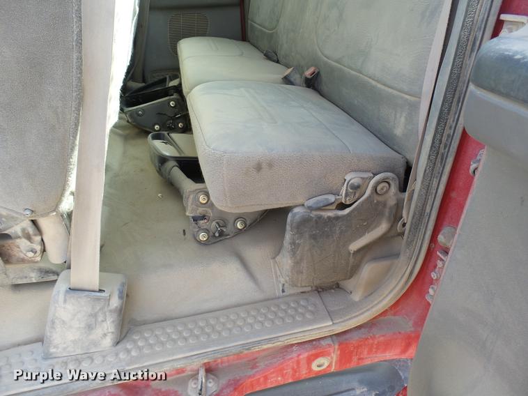 image for item DB2344 2000 Ford F350 Super Duty XL SuperCab utility truck