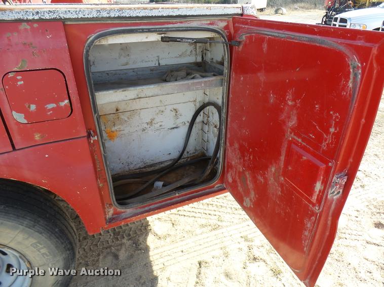 image for item DB2344 2000 Ford F350 Super Duty XL SuperCab utility truck