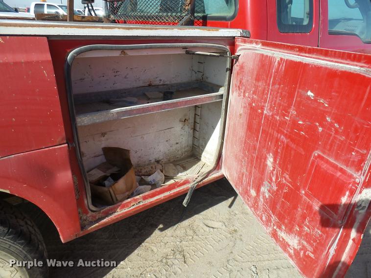 image for item DB2344 2000 Ford F350 Super Duty XL SuperCab utility truck