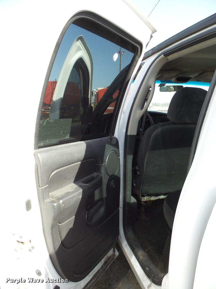 image for item DB2346 2005 Dodge Ram 1500 Quad Cab pickup truck