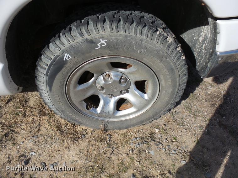 image for item DB2346 2005 Dodge Ram 1500 Quad Cab pickup truck