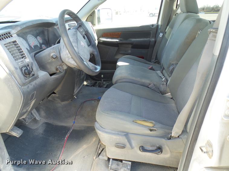 image for item DB2347 2006 Dodge Ram 1500 SLT Quad Cab pickup truck