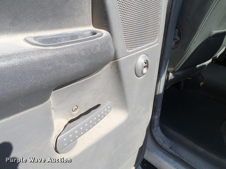 image for item DB2347 2006 Dodge Ram 1500 SLT Quad Cab pickup truck