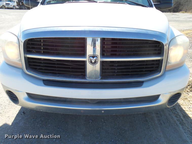 image for item DB2347 2006 Dodge Ram 1500 SLT Quad Cab pickup truck