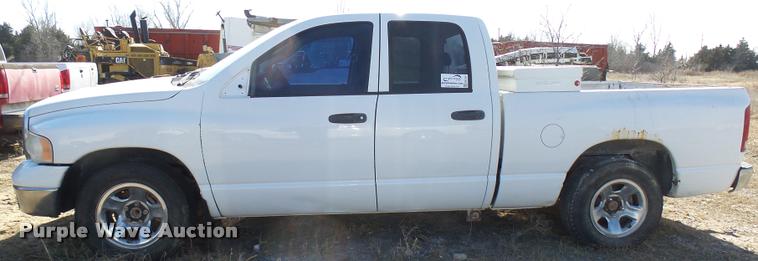 image for item DB2350 2005 Dodge Ram 1500 Quad Cab pickup truck