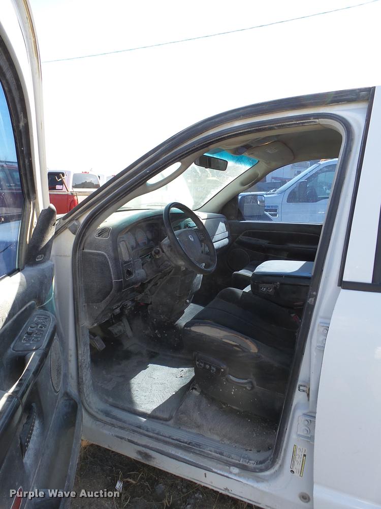 image for item DB2350 2005 Dodge Ram 1500 Quad Cab pickup truck