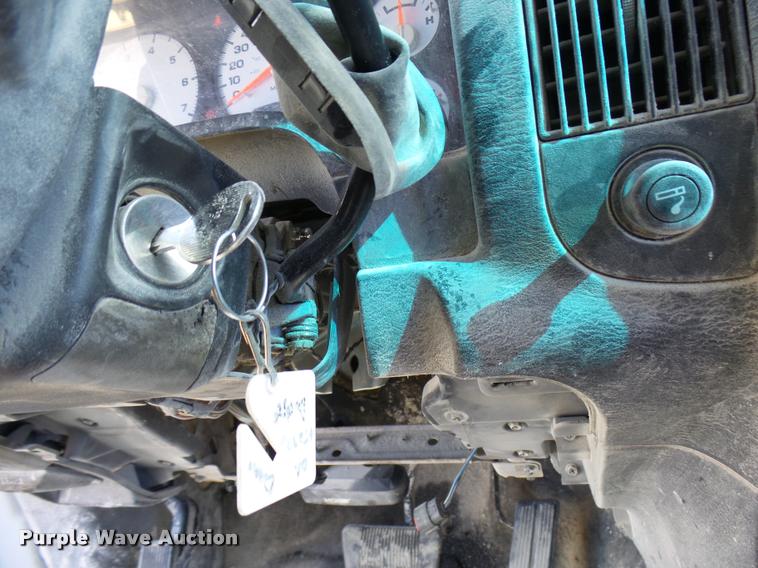 image for item DB2350 2005 Dodge Ram 1500 Quad Cab pickup truck