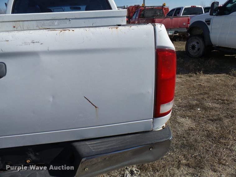 image for item DB2350 2005 Dodge Ram 1500 Quad Cab pickup truck