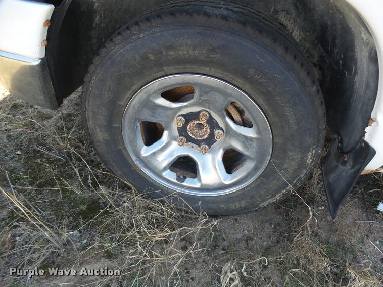 image for item DB2350 2005 Dodge Ram 1500 Quad Cab pickup truck