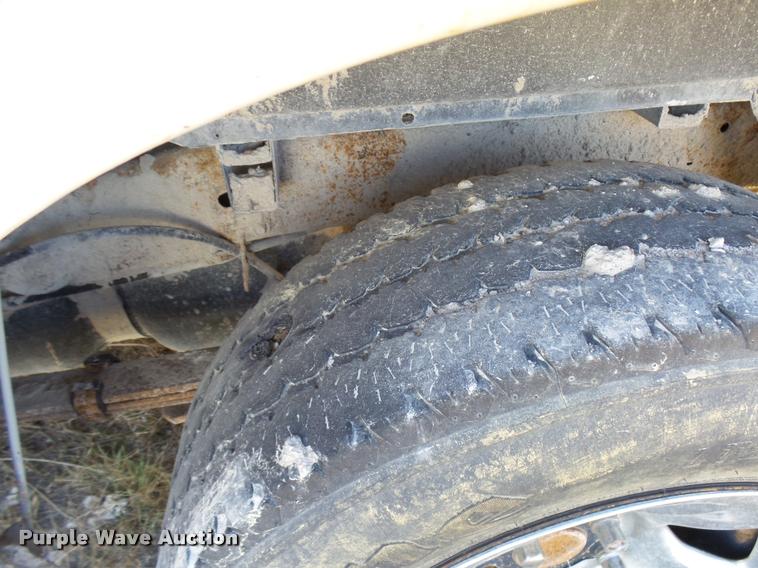 image for item DB2350 2005 Dodge Ram 1500 Quad Cab pickup truck