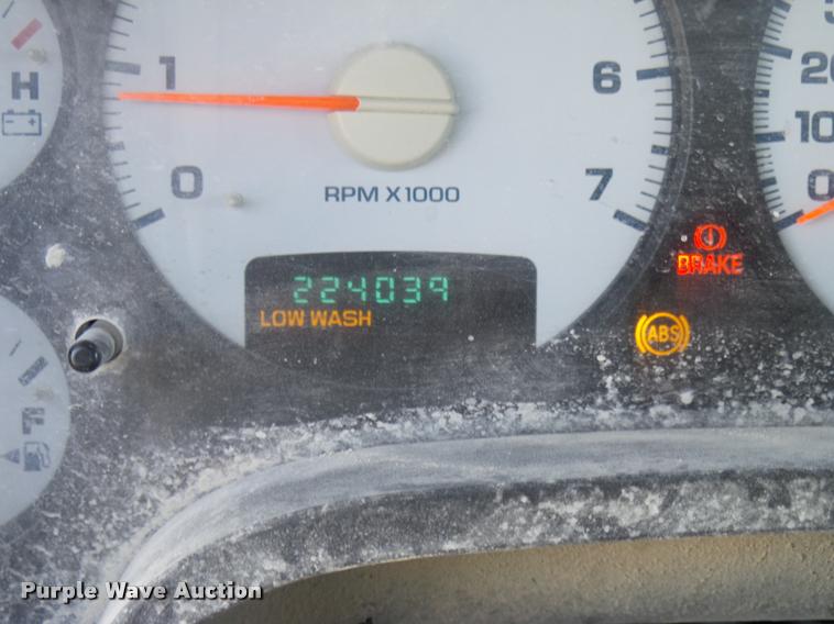 image for item DB2350 2005 Dodge Ram 1500 Quad Cab pickup truck