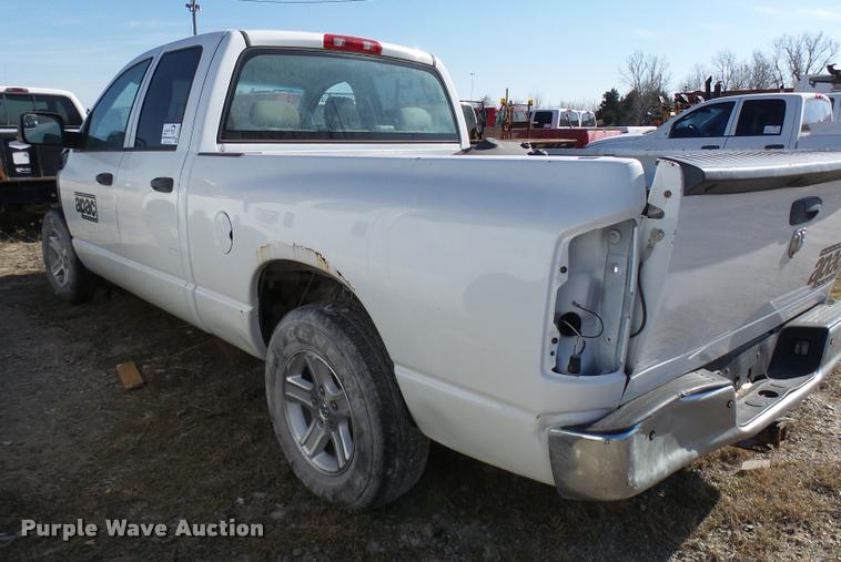 image for item DB2351 2006 Dodge Ram 1500 Quad Cab pickup truck