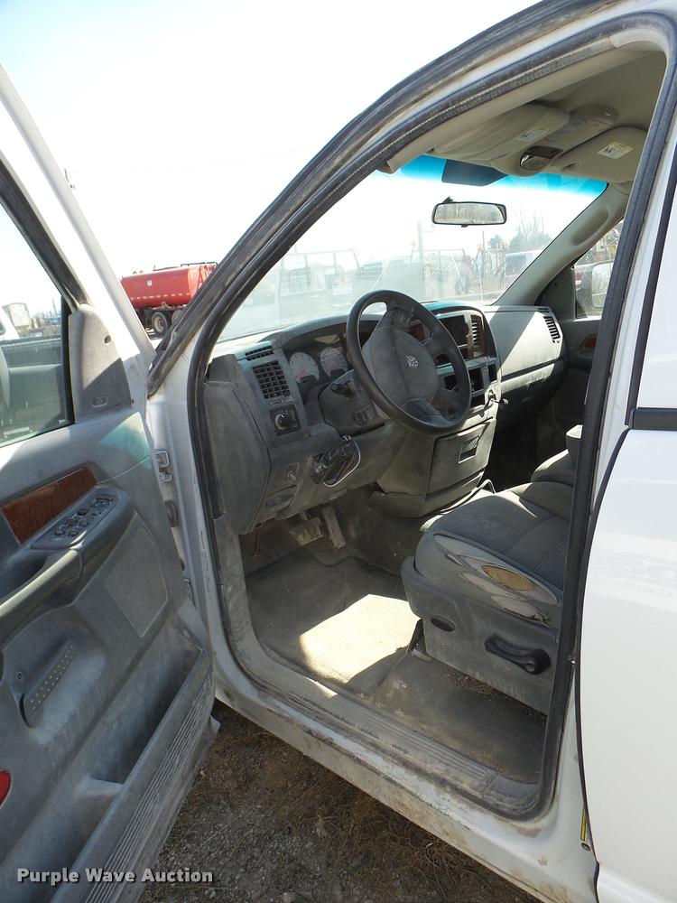 image for item DB2351 2006 Dodge Ram 1500 Quad Cab pickup truck