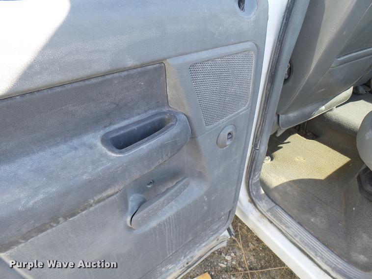 image for item DB2351 2006 Dodge Ram 1500 Quad Cab pickup truck