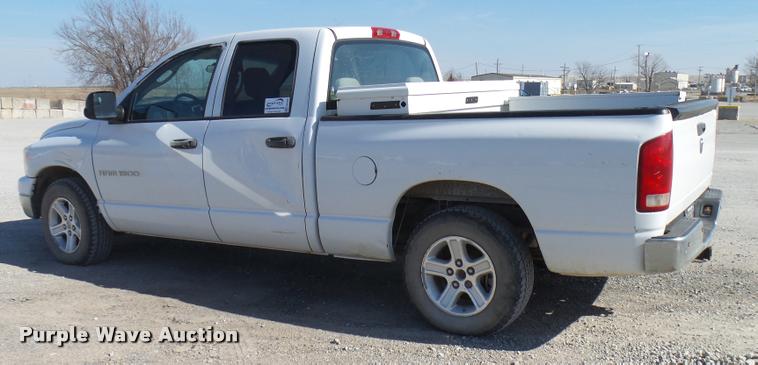 image for item DB2352 2006 Dodge Ram 1500 Quad Cab pickup truck