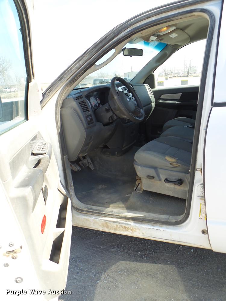 image for item DB2352 2006 Dodge Ram 1500 Quad Cab pickup truck