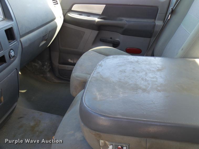 image for item DB2352 2006 Dodge Ram 1500 Quad Cab pickup truck