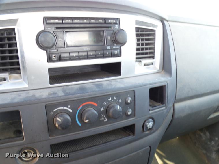 image for item DB2352 2006 Dodge Ram 1500 Quad Cab pickup truck