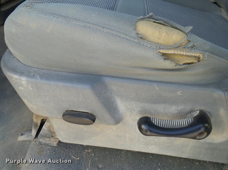 image for item DB2352 2006 Dodge Ram 1500 Quad Cab pickup truck