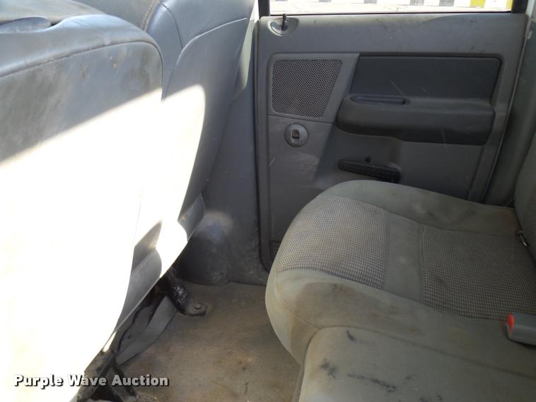 image for item DB2352 2006 Dodge Ram 1500 Quad Cab pickup truck