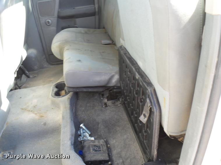 image for item DB2352 2006 Dodge Ram 1500 Quad Cab pickup truck