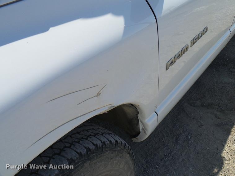 image for item DB2352 2006 Dodge Ram 1500 Quad Cab pickup truck