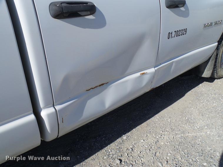 image for item DB2352 2006 Dodge Ram 1500 Quad Cab pickup truck