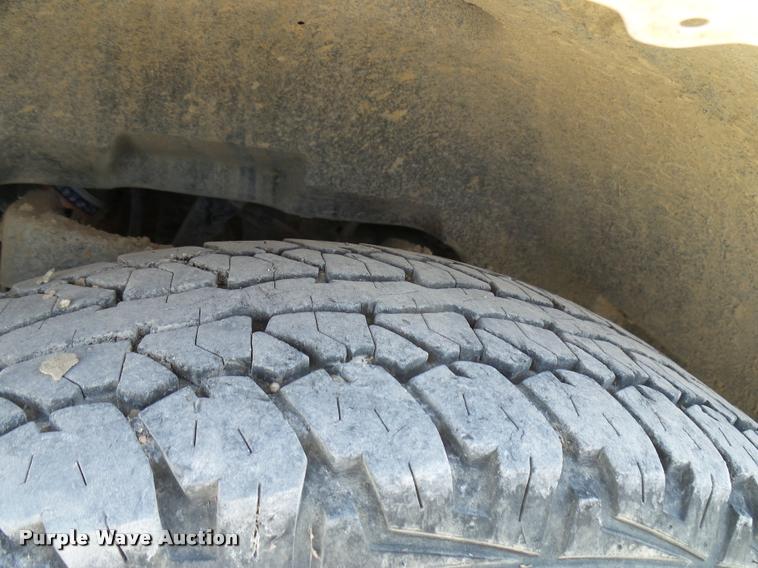 image for item DB2352 2006 Dodge Ram 1500 Quad Cab pickup truck