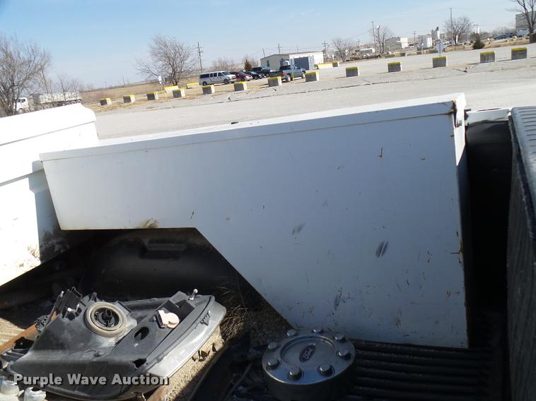 image for item DB2352 2006 Dodge Ram 1500 Quad Cab pickup truck