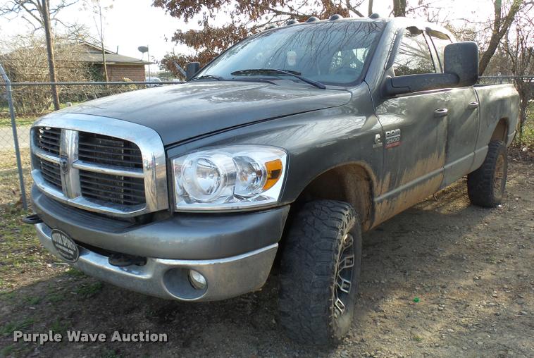 image for item DB2372 2008 Dodge Ram 2500 Quad Cab pickup truck