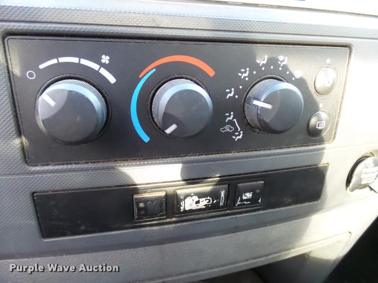 image for item DB2372 2008 Dodge Ram 2500 Quad Cab pickup truck