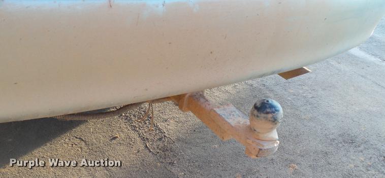 image for item DB2373 1999 Toyota Sienna XLE van