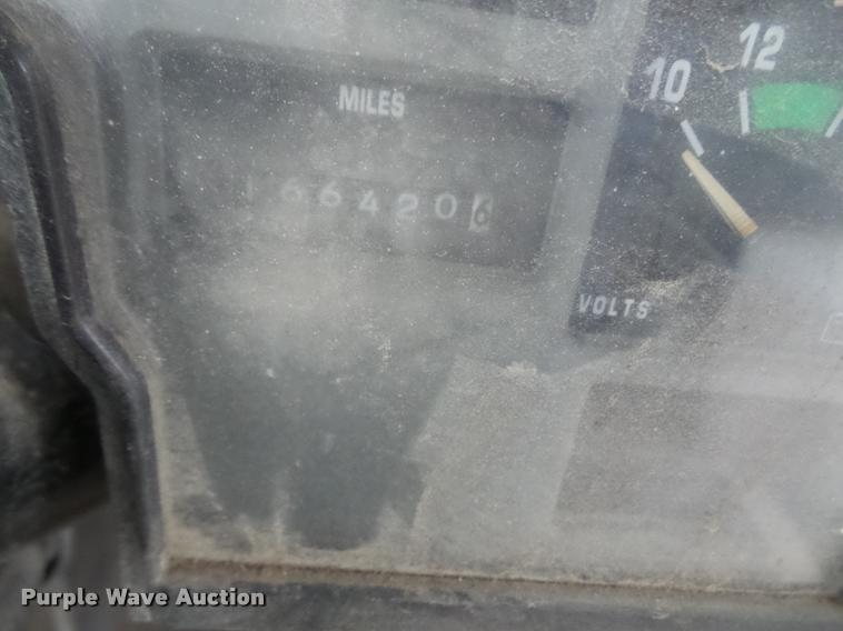 image for item DB2995 1996 International 3800 school bus